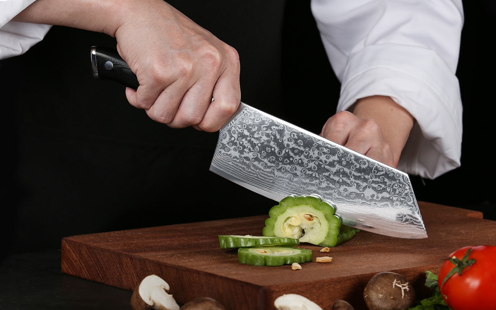 https://wholesalechefknife.com/wp-content/uploads/2020/04/Cleaver-Knife-7.5-Inch-Butchers-Knife-German-High-Carbon-Stainless-Steel-Kitchen-Meat-Chopper-Razor-Shape-.jpg