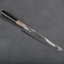 Sushi Knives Traditional yanagiba sushi knives have a one-sided edge, so keep an eye out if you’re left-handed since you’ll need a sushi knife made in the correct orientation. They slice differently than some knives as you’ll slice with a motion pulling the knife towards you. In order to get these knives ultra-sharp so they provide a perfect presentation each and every slice, knife makers use high-quality, hardened steel. This also helps them retain this sharp edge for a longer period of time. Speaking of high quality, here are our sushi knife reviews where we recommend some of the best options available.