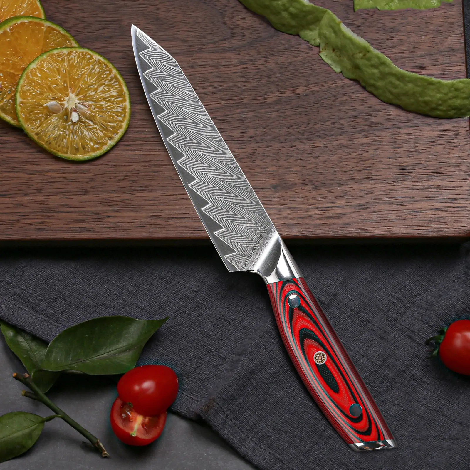 A workhorse like the utility blade is going to be doing a lot. A dull blade is no good. You’ll be making all manner of cuts with this tool, so you need a cutter.