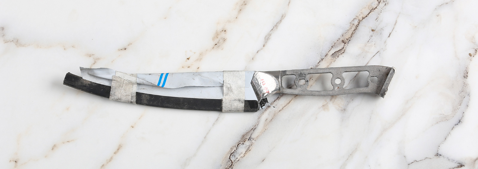 These petty knife blades kitchen knives are the ideal tool for slicing, dicing and mincing. The petty knife blades chef knives are made in usa by chefs of any woodworking shop, restaurant, grocery store and more! In the meantime, the petty knife blades is a good choice for slicing, dicing and chopping meats, fish, vegetables, meat, cheese, fruits, bread, sushi and more. At the same time, the knife is a good kitchen helper for you to cut meat and fish, it is very sharp, very practical. In the meantime, the knife is a good kitchen tool, which can help you cut bread and cake. A knife, known as petty blade and paring knife, is the perfect tool for peeling meat. This folding kitchen knife, small and convenient. This item is a knife, which is used for cutting meat and other food products, such as fish. At the same time, the knife blades stainless steel and ceramic blade are made of high carbon, with high hardness and sharpness.