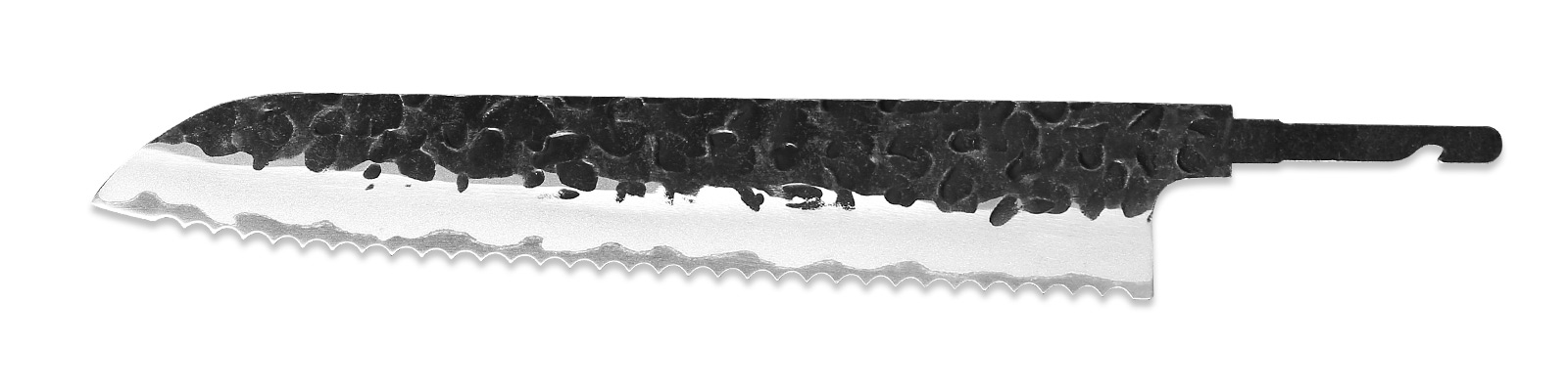 Serrated bread knife blank 8.5 inch 440C core Wholesale bread knife blank for custom makers Japanese bread knife blank Kurouchi hammered finish Bread knife blank for slicing baked goods OEM bread knife blank 215mm full tang serrated edge Custom bread knife blank San Mai steel 440C core 