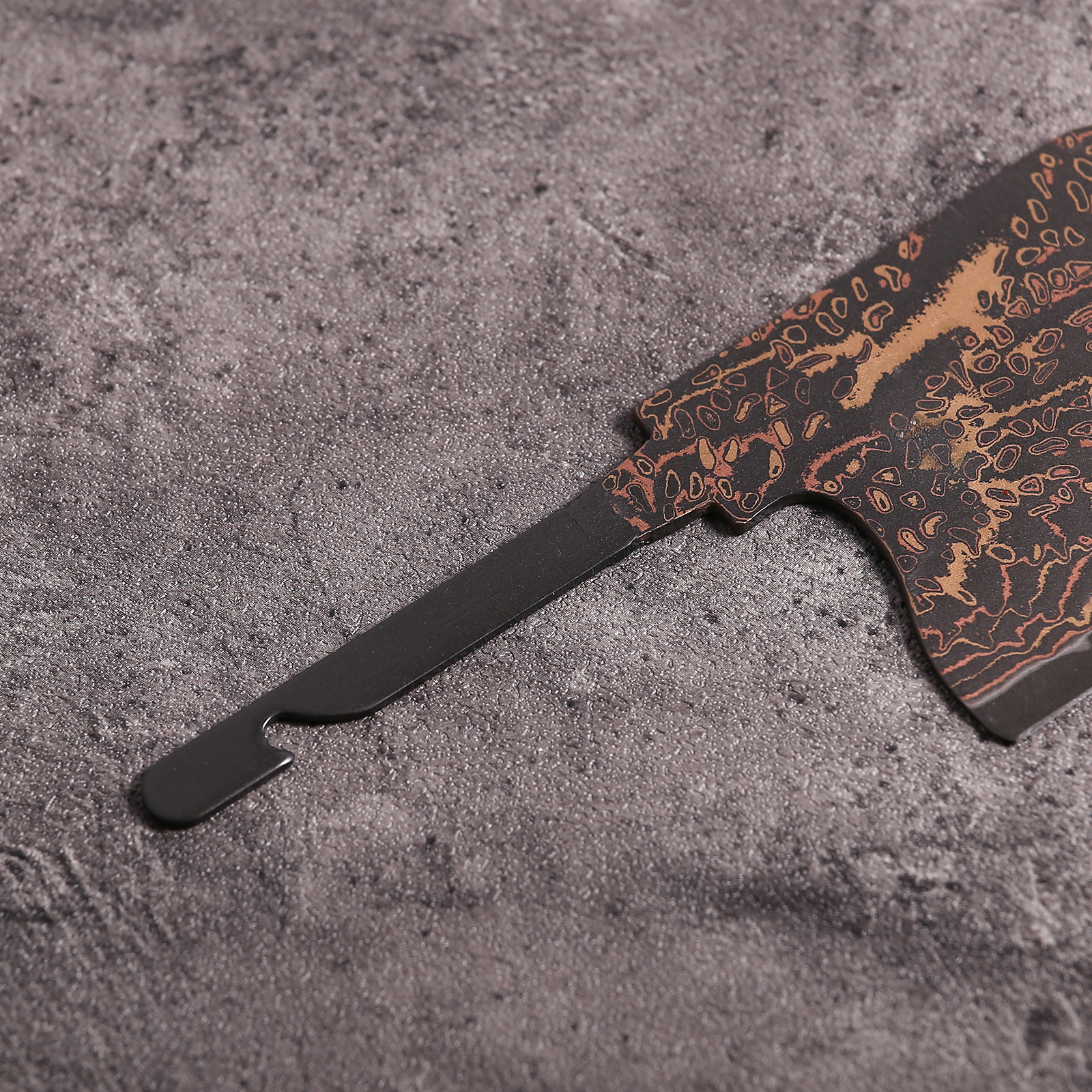 Unfinished chef knife blank, Copper Mai Damascus steel